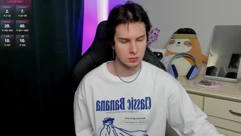 Snapshot of vincent__strong chatting on March 2026 12:21:01 PM Vincent Strong online show from March 2026 12:21:01 PM