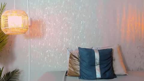 Vincent online show from September 2025 04:01:01 AM