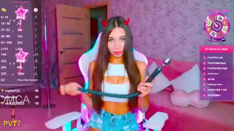 Vinkiepinkie online show from July 2026 07:39:01 PM
