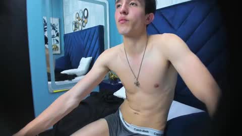 Snapshot of vinniematte chatting on February 2025 07:29:01 AM vinniematte online show from February 2025 07:29:01 AM