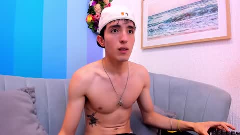 Snapshot of vinniematte chatting on February 2025 03:23:02 AM vinniematte online show from February 2025 03:23:02 AM