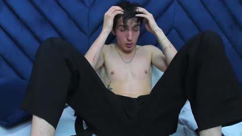 Snapshot of vinniematte chatting on February 2025 05:53:01 AM vinniematte online show from February 2025 05:53:01 AM