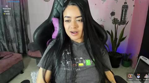 Daniela online show from October 2025 06:44:01 AM