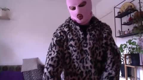 Violette online show from March 2026 01:28:01 PM