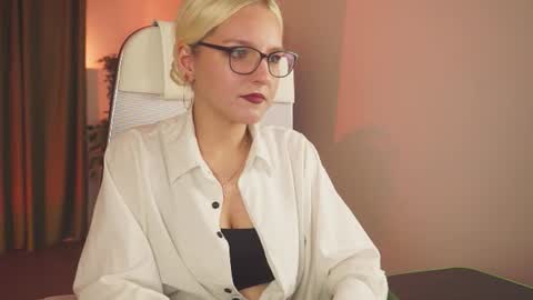 violamore online show from June 2026 02:53:01 AM