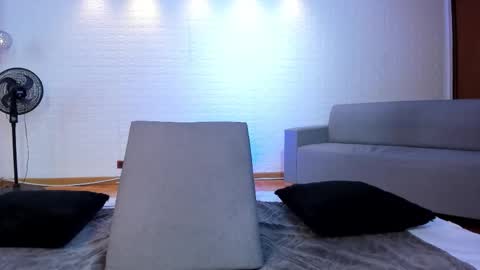 Violett  Everyday From 0530 to 1430 Col Time online show from October 2025 10:37:01 AM