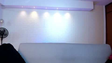 Violett  Everyday From 0530 to 1430 Col Time online show from December 2025 10:41:02 AM