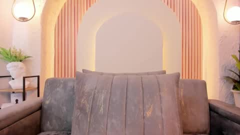 Violette online show from March 2026 10:08:01 AM