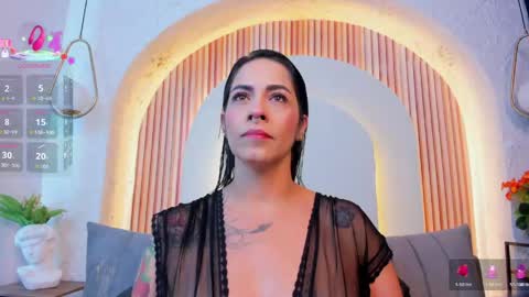 Snapshot of violeet_scottt chatting on May 2026 10:09:01 AM Violette online show from May 2026 10:09:01 AM