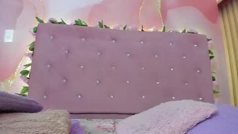 violet__taylor_ online show from July 2026 02:22:01 AM