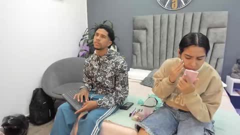 Snapshot of violet_and_myers chatting on October 2025 11:30:02 AM Violet and Myers online show from October 2025 11:30:02 AM