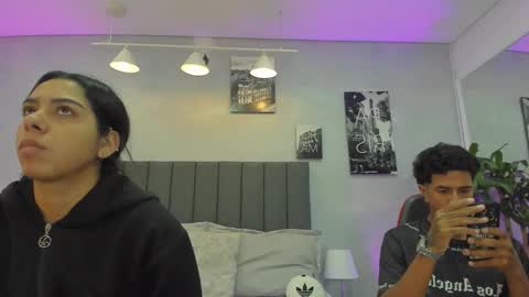 Snapshot of violet_and_myers chatting on October 2025 11:25:01 AM Violet and Myers online show from October 2025 11:25:01 AM