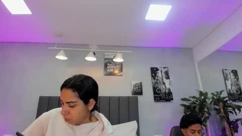 Snapshot of violet_and_myers chatting on November 2025 11:21:02 AM Violet and Myers online show from November 2025 11:21:02 AM