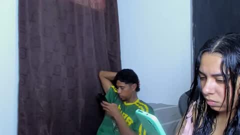 Snapshot of violet_and_myers chatting on December 2025 02:35:02 PM Violet and Myers online show from December 2025 02:35:02 PM