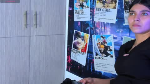 Violet Fiore online show from April 2026 05:32:01 PM
