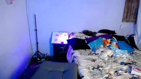 violet_hyuga online show from February 2025 07:34:02 AM