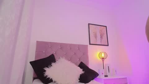 Mary online show from February 2025 12:19:01 AM