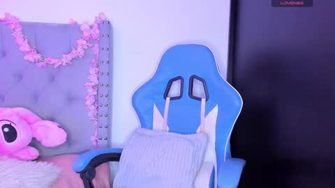  Violet  online show from September 2025 02:27:01 PM