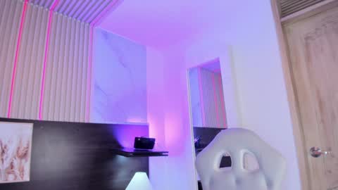 Violeta online show from February 2025 06:59:01 PM