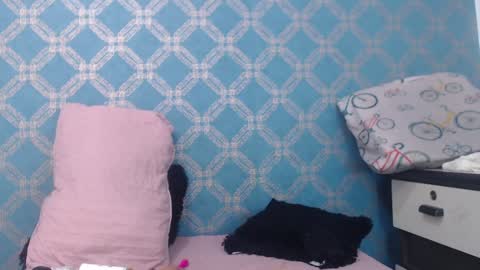 Violeta  online show from January 2025 10:23:01 PM