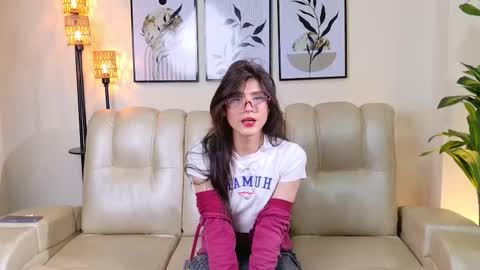 Violeta online show from October 2025 07:46:02 PM