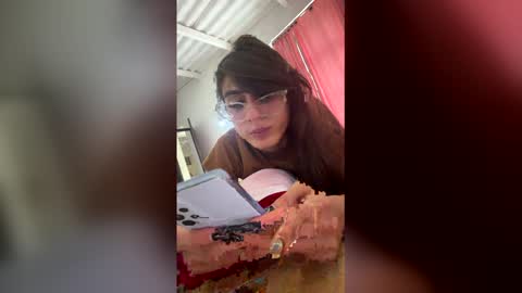 Violeta online show from May 2026 05:56:01 PM