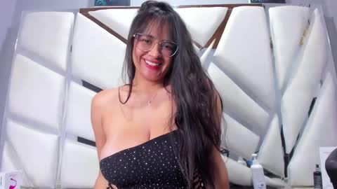 Valentina Hard online show from March 2025 06:44:01 AM