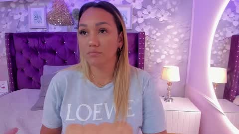 violeta_medina online show from October 2025 09:28:02 AM