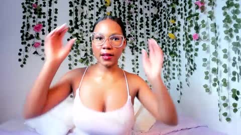 Violeta online show from February 2025 05:44:01 PM