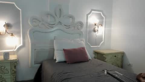 violeta_sannz online show from June 2026 07:38:02 PM
