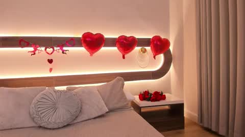 Snapshot of violeta_sum chatting on February 2026 01:41:02 PM Violeta Sum online show from February 2026 01:41:02 PM