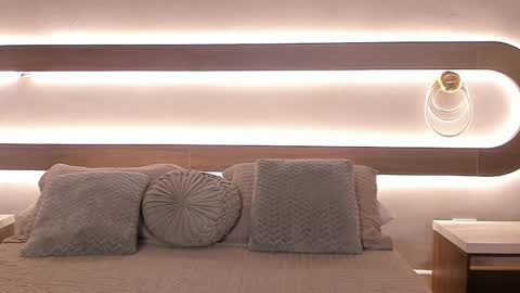 Violeta Sum online show from March 2026 12:22:01 PM