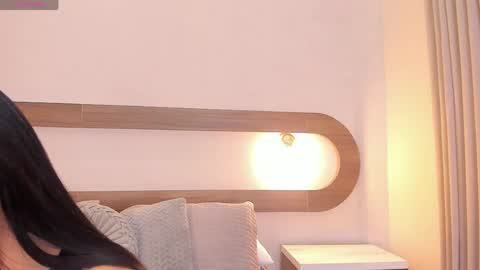 Snapshot of violeta_sum chatting on May 2026 12:11:02 PM Violeta Sum online show from May 2026 12:11:02 PM