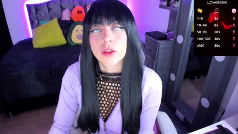 Snapshot of violetaarey chatting on February 2025 06:46:01 PM Violeta Help me reach 150 thumbs up online show from February 2025 06:46:01 PM