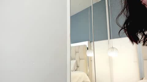 Snapshot of violetahayes chatting on December 2024 06:32:01 AM Violeta online show from December 2024 06:32:01 AM