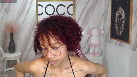 violeth_b online show from December 2024 06:43:02 PM