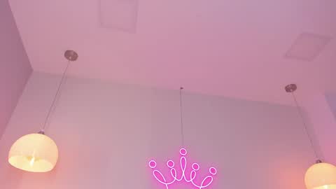 Snapshot of violeth_hill chatting on February 2025 02:28:02 AM Violeth Hill online show from February 2025 02:28:02 AM