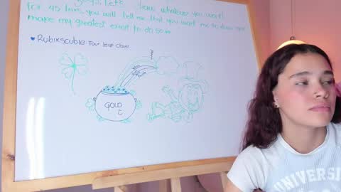 Snapshot of violeth_hill chatting on March 2025 11:16:02 PM Violeth Hill online show from March 2025 11:16:02 PM