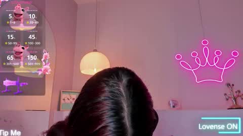 Snapshot of violeth_hill chatting on November 2025 08:08:02 PM Violeth Hill online show from November 2025 08:08:02 PM