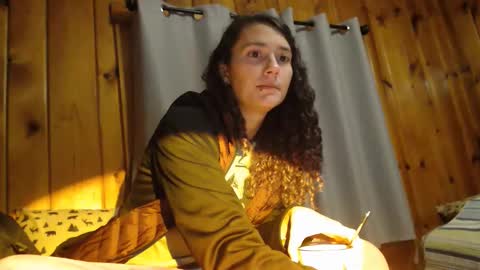 Violet Hooper online show from March 2026 08:04:01 AM