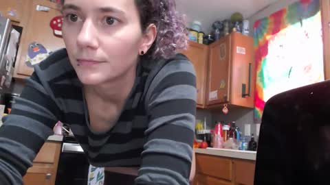 Violet Hooper online show from April 2026 02:50:01 PM