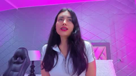 Snapshot of violetrousse chatting on October 2025 02:29:01 PM Violet Rousse online show from October 2025 02:29:01 PM