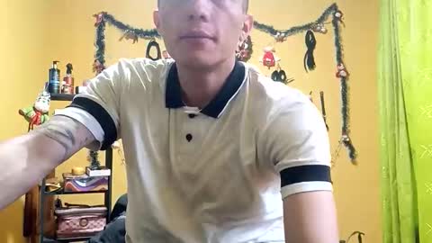 Violet777  online show from December 2025 10:37:02 PM