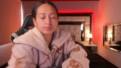 violetskinny online show from January 2025 07:29:01 PM