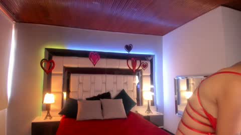 violetskinny online show from February 2025 06:19:01 PM