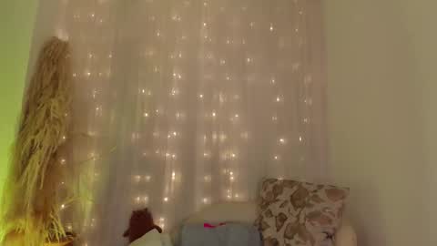 violett23_ online show from January 2026 03:45:02 AM