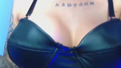 Violeta froz online show from October 2025 03:10:02 PM