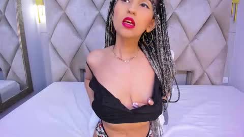 Snapshot of violett_rabbit_ chatting on January 2026 08:35:01 PM Violett online show from January 2026 08:35:01 PM