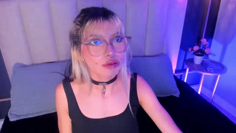 Violetta nur online show from February 2025 04:47:02 AM