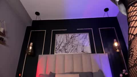 Violetta nur online show from September 2025 03:54:01 AM